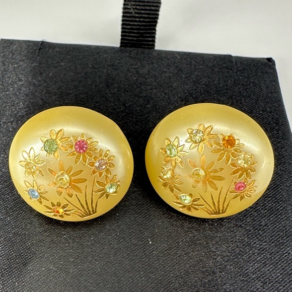 Jewelry - VINTAGE Multicolored Rhinestone Pearlescent Screwback nonpierced Earrings